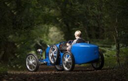 Bugatti Baby II: a réplica elétrica do clássico Bugatti Type 35 de R$ 183 mil