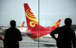 Companhias aéreas chinesas oferecem voos ilimitados para sobreviverem