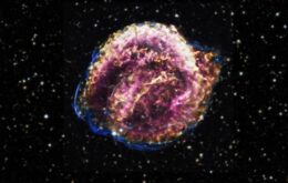 Detritos de supernova continuam em expansão 400 anos após explosão