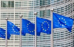 Covid-19: UE contribui com 400 milhões de euros para financiar vacina