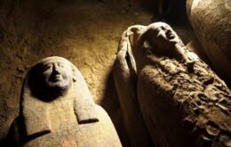 Caixões com mais de 2 mil anos são encontrados lacrados no Egito