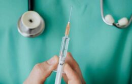 Covid-19: cientistas apelam contra autoteste de vacinas clandestinas