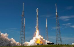 SpaceX irá substituir dois propulsores em sua próxima missão tripulada