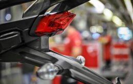 Ducati inicia produção de motocicleta equipada com radares