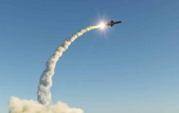 Rússia confirma lançamento bem-sucedido de míssil hipersônico