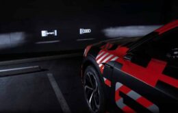Audi anuncia farol com projetor de imagens para SUVs elétricos