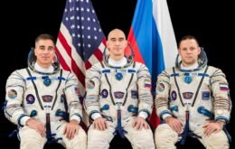 Astronautas retornam à Terra nesta quarta depois de 6 meses na ISS
