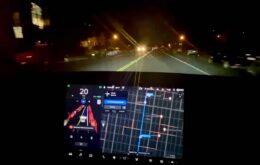 Proprietários divulgam vídeos de direção autônoma da Tesla; assista