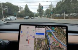 Tesla: veja 30 minutos do sistema beta de direção autônoma em ação
