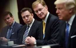 Casa Branca considera Elon Musk para campanha milionária sobre Covid-19
