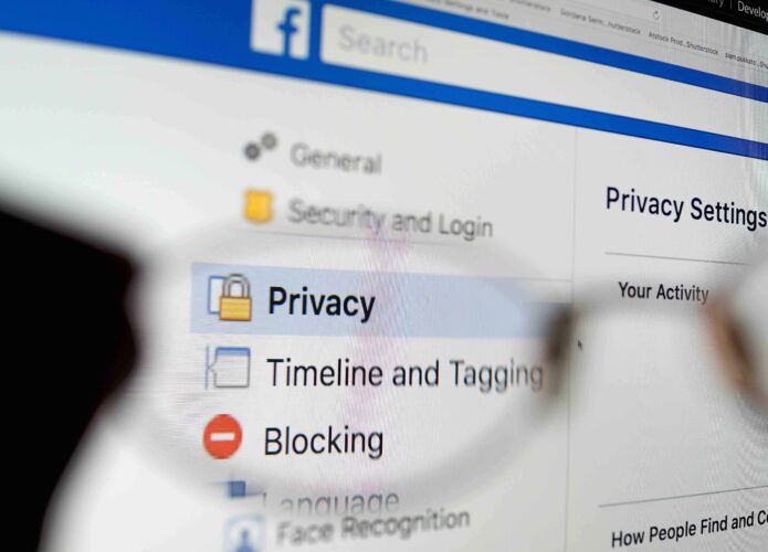 Mais de 100 mil contas do Facebook foram roubadas em golpe online