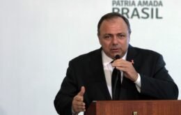 Brasil tem três opções de vacina, diz Pazuello